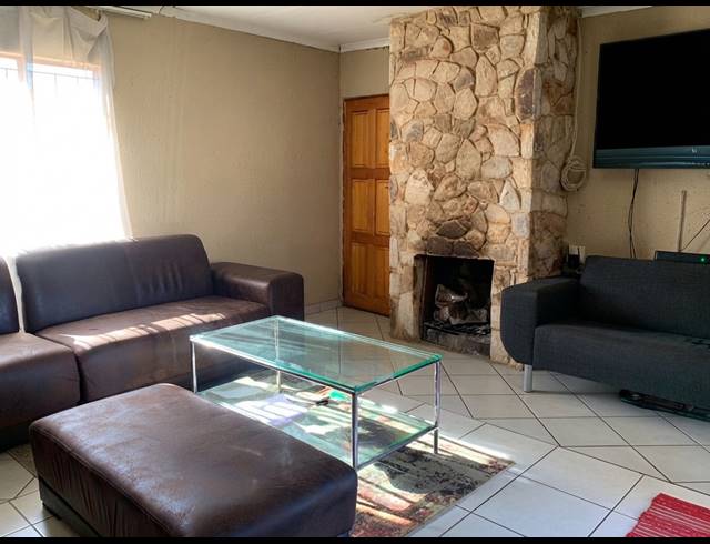 3 BEDROOM HOUSE FOR SALE IN BERGSIG